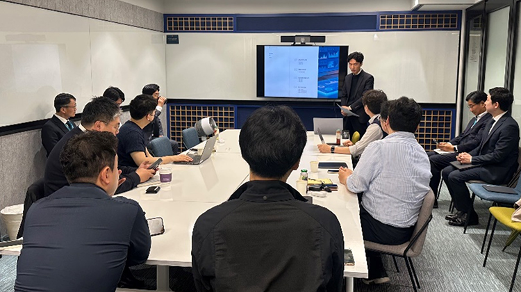 Image of attendees at eG Innovations' partner event in Korea